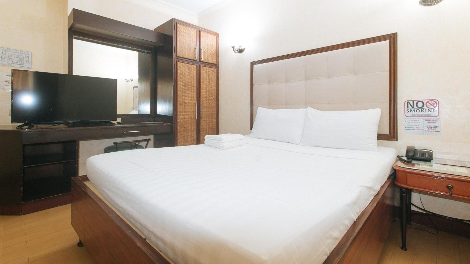 Bliss Hotel Dau Mabalacat Buitenkant foto