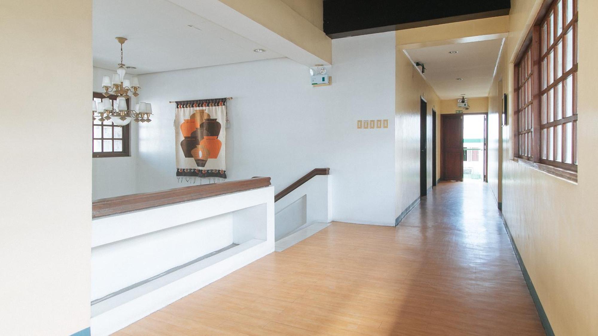 Bliss Hotel Dau Mabalacat Buitenkant foto